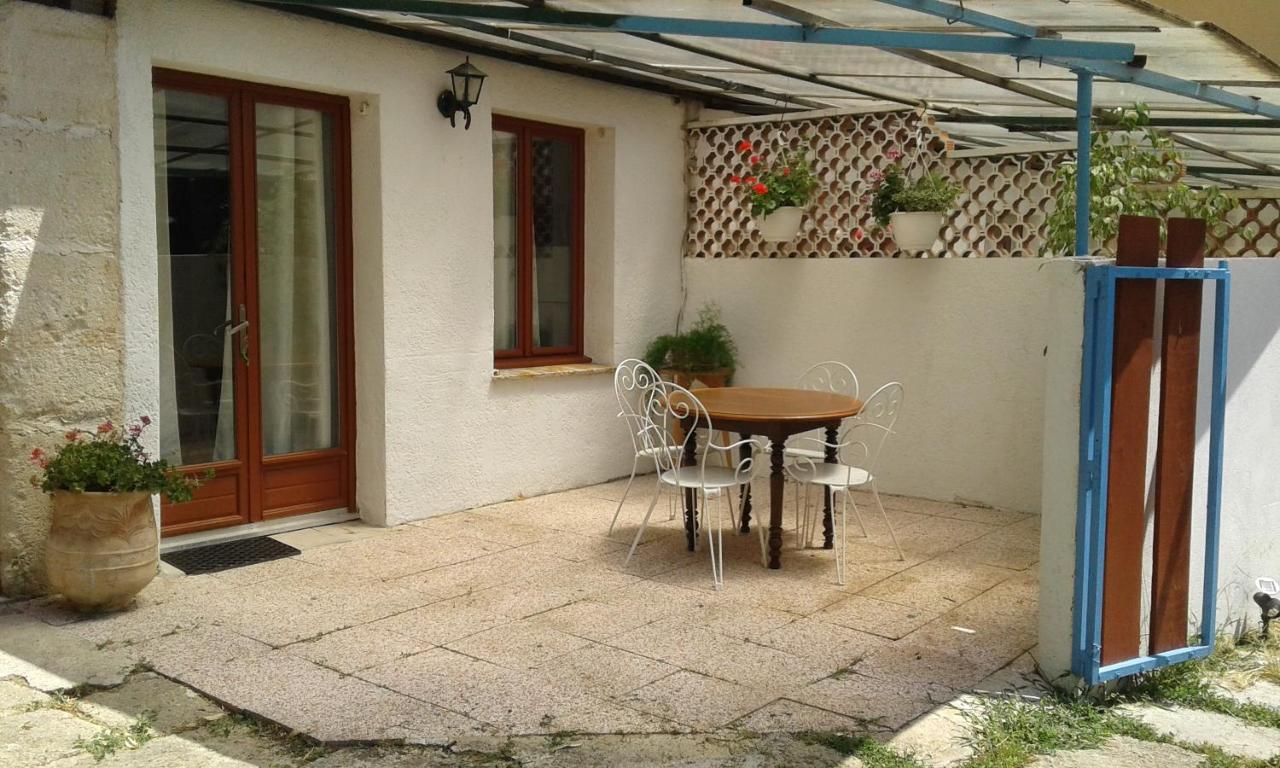 Les Tournesols Apartment Lunel-Viel Exterior photo